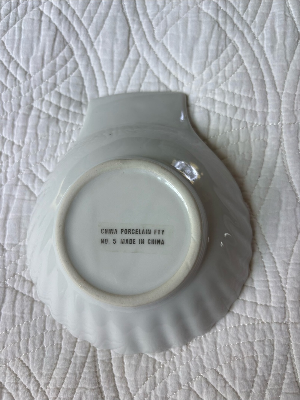 Scallop Shell China Plates - Set of 4 - Picture 9 of 10